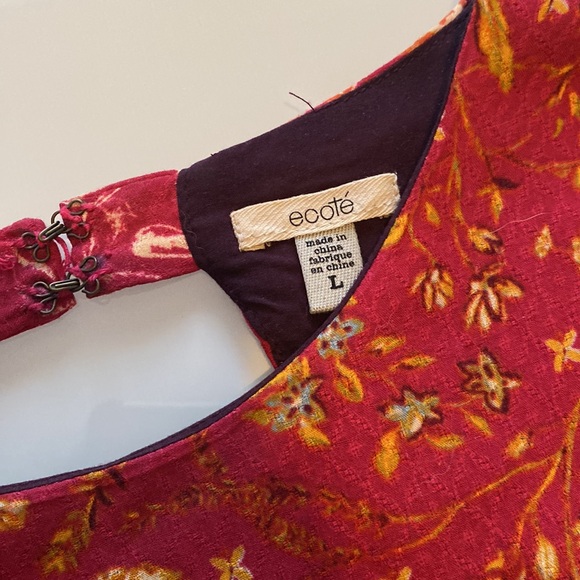 Floral tapestry dress- open back - Picture 2 of 3